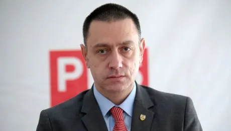 Arad: Senatorul PSD Arad, Mihai Fifor, acuză PNL că încalcă mai multe principii democratice, încercând să impună alegeri în două tururi la primari. Cu ce amenință PSD