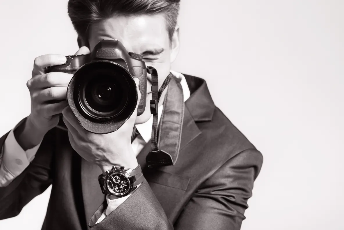 Fotografi din toată zona Olteniei la Salonul Anual al Artiștilor Fotografi organizat la Craiova