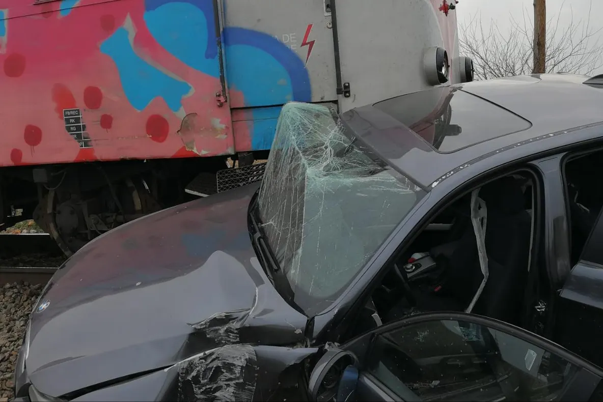 Un bărbat din Craiova a murit într-un accident feroviar în Olt - FOTO&amp;VIDEO
