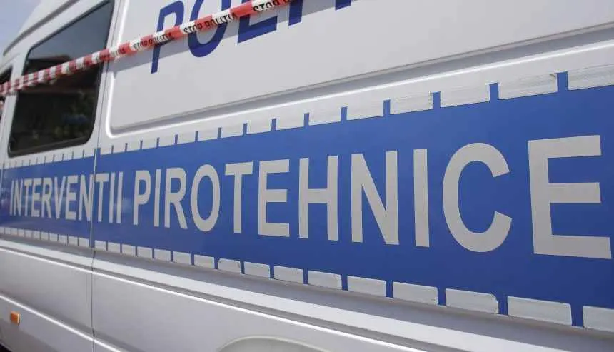 Două bombe de aruncător descoperite în albia râului Jiu, lângă barajul Ișalnița