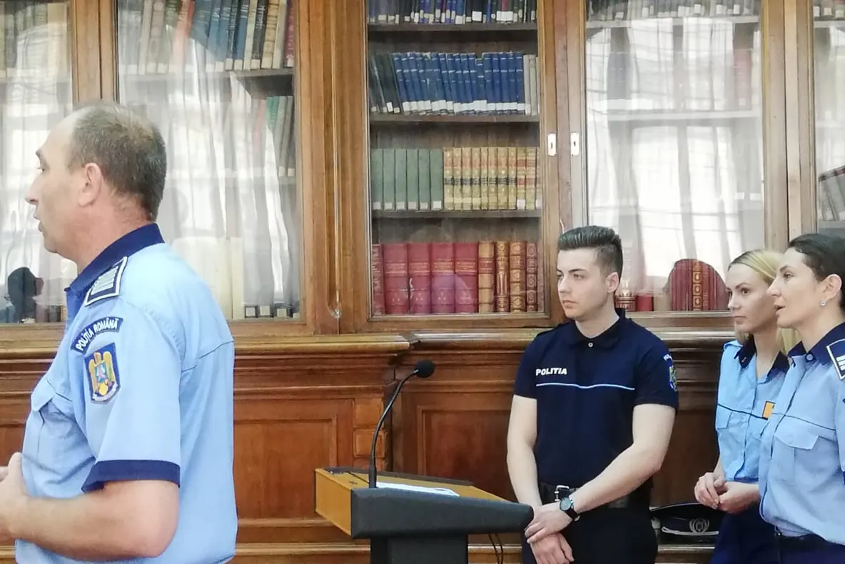 Fenomenul bullying-ului, în vizorul polițiștilor doljeni