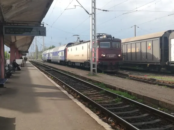 Mai multe trenuri anulate de CFR. Rutele din Dolj sunt afectate