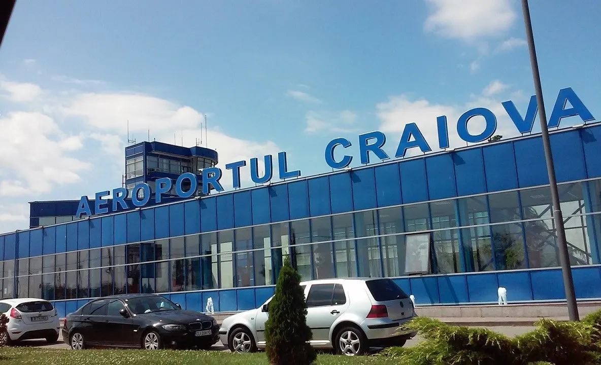 Aeroportul din Craiova, extins pe şapte hectare