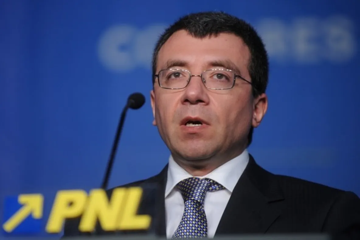 Fost preşedinte al PNL Dolj, condamant pentru că a cerut bani candidaţilor partidului