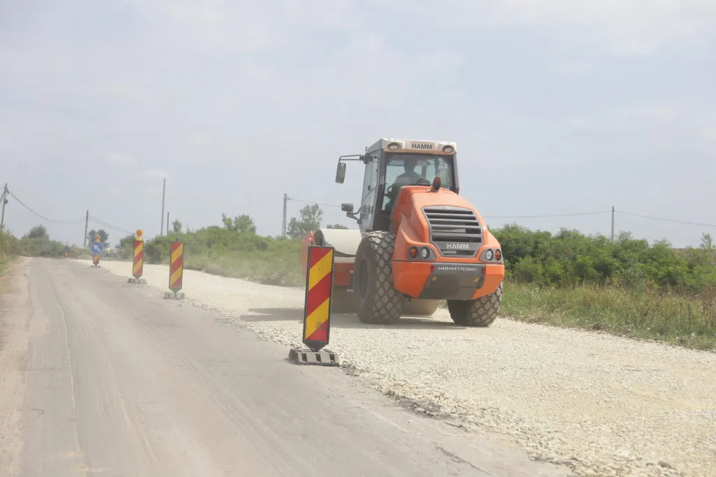 Drumul Județean Craiova-Cetate se modernizează. Cât vor costa lucrările
