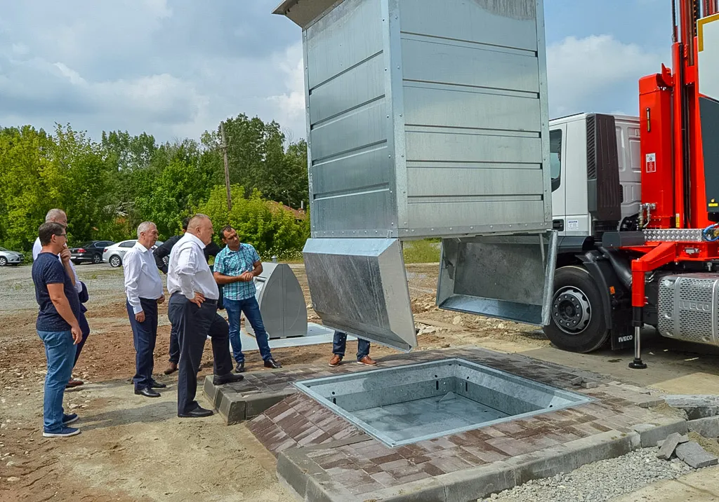 Se construiesc primele platforme pentru containerele îngropate din Craiova