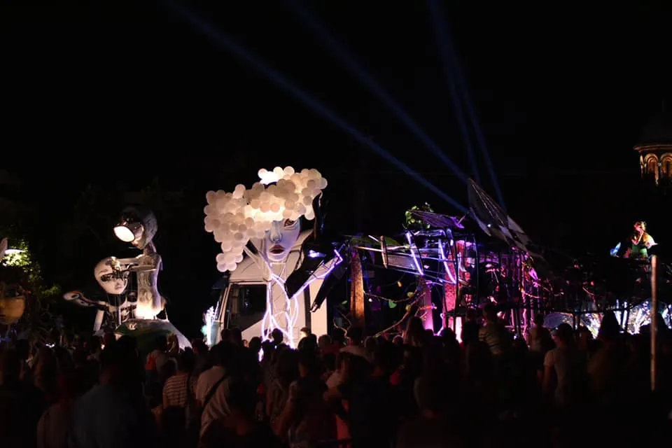 Festivalul Puppets Occupy Street de la Craiova, succes total și anul acesta