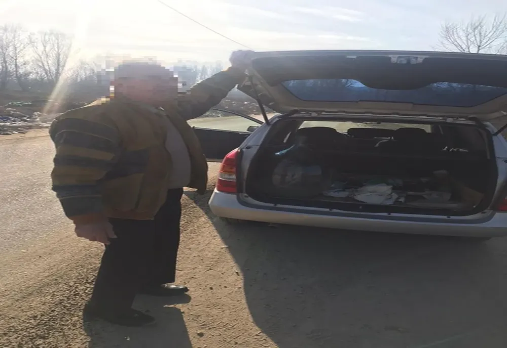 Amenzi aplicate doljenilor prinși că aruncau molozul pe câmp