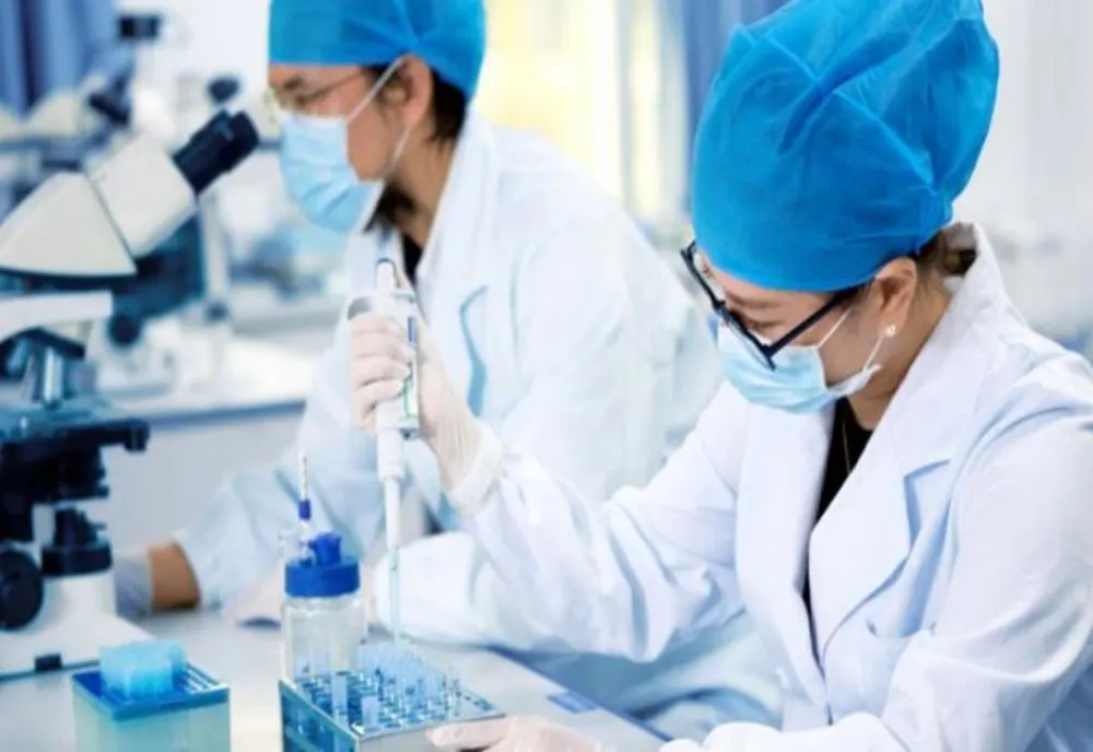 Cel de-al optulea pacient infectat cu noul virus. Va fi internat la un spital din Craiova