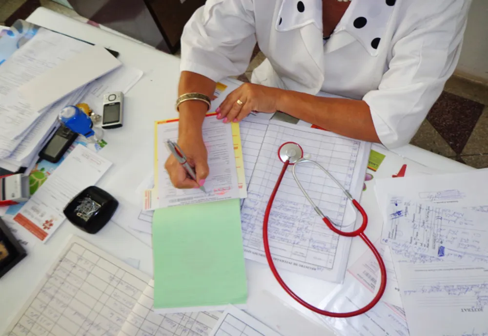 Casa Națională de Sănătate: Medicii curanți vor decide pentru care cazuri se va continua tratamentul