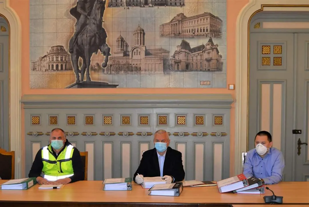 A fost semnat contractul de executare a drumului Craiova-Cetate