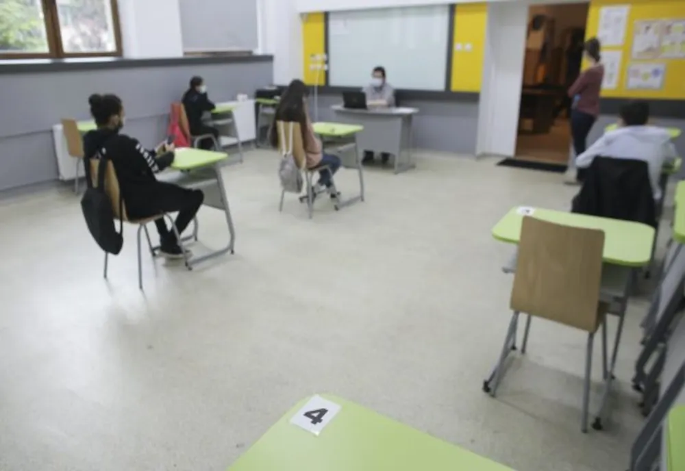 Schimbări radicale în învățământ: maxim 30 de elevi în clasă și ore de 30 de minute