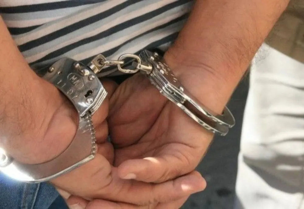 Un minor din Craiova a furat trei mașini într-o singură noapte. A încheiat „acțiunea” cu bani luați din cel de-al patrulea autoturism 