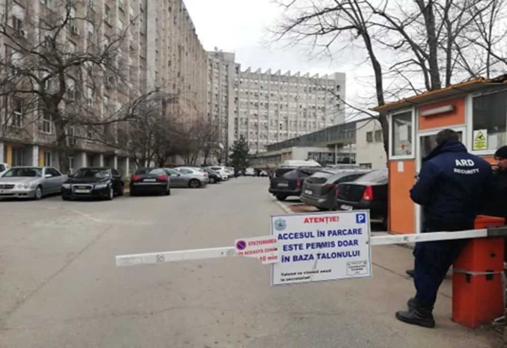 O femeie însărcinată, suspectă de COVID-19, a decedat la Spitalul Craiova