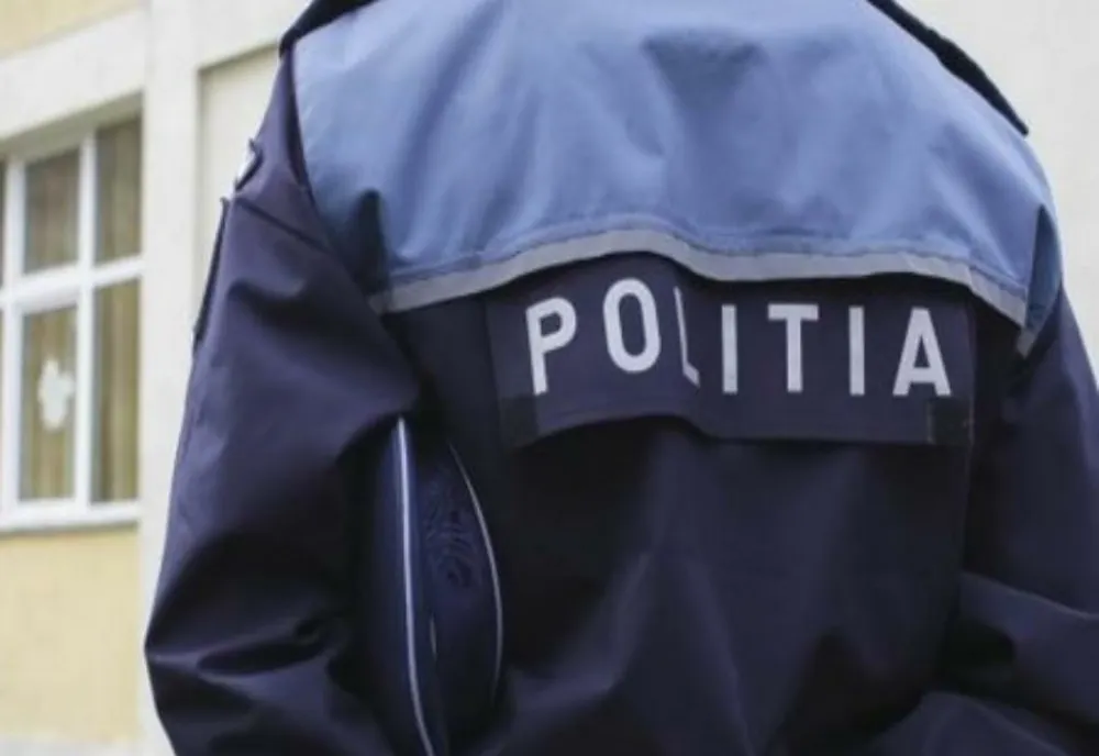 VIDEO. Bătrân dispărut de două zile, găsit inconştient şi cu hipotermie pe un câmp din Dolj