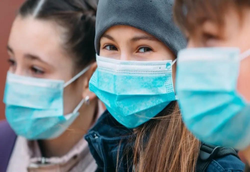 Încă patru elevi din Dolj, testaţi pozitiv pentru COVID-19