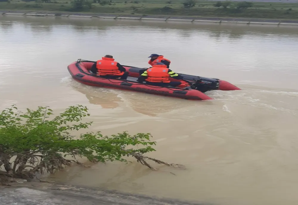Dolj: Adolescent înecat în Jiu