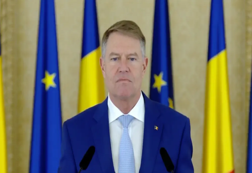 Iohannis şi Dîncu, vizită la Brigada Multinațională Sud-Est de la Craiova