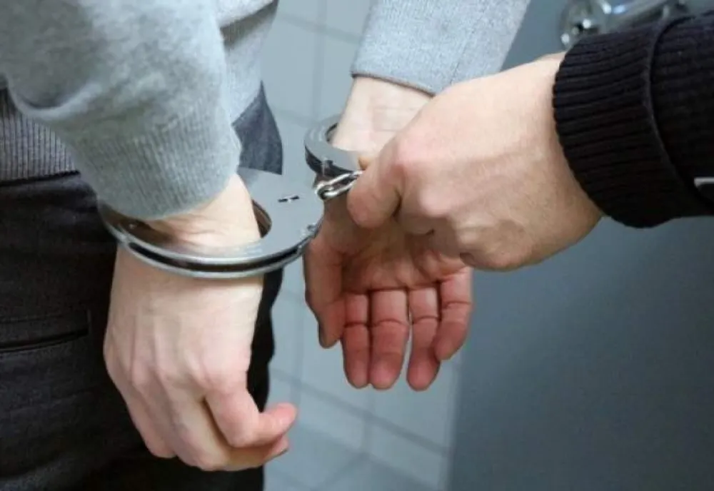 Dolj: Reținut după ce a fost prins, de mai multe ori, conducând fără permis