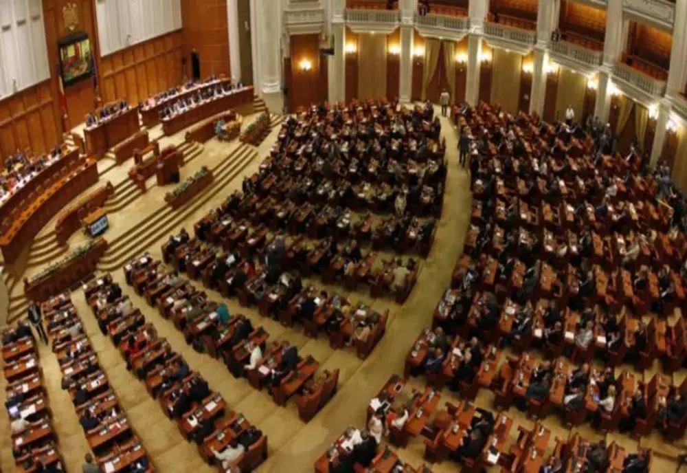 PARLAMENT: VICTIMELE VIOLENȚEI ÎN FAMILIE VOR FI SCUTITE DE TAXELE PENTRU DIVORŢ ŞI PARTAJ