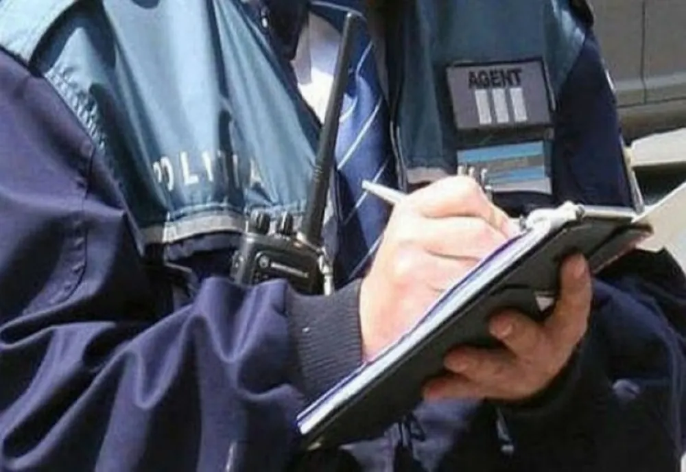 Craiova: Doi şoferi, prinşi drogaţi la volan