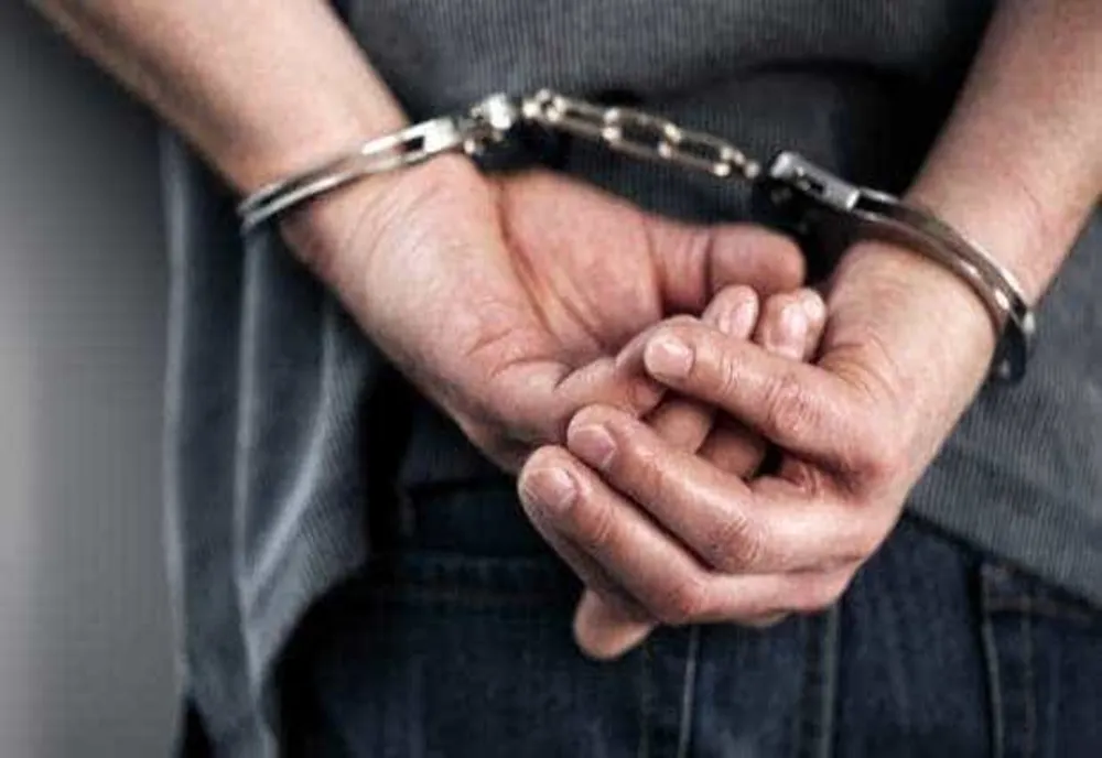 PRIMELE REȚINERI, DUPĂ BĂTAIA VIOLENTĂ DIN STRADĂ, DE LA CRAIOVA