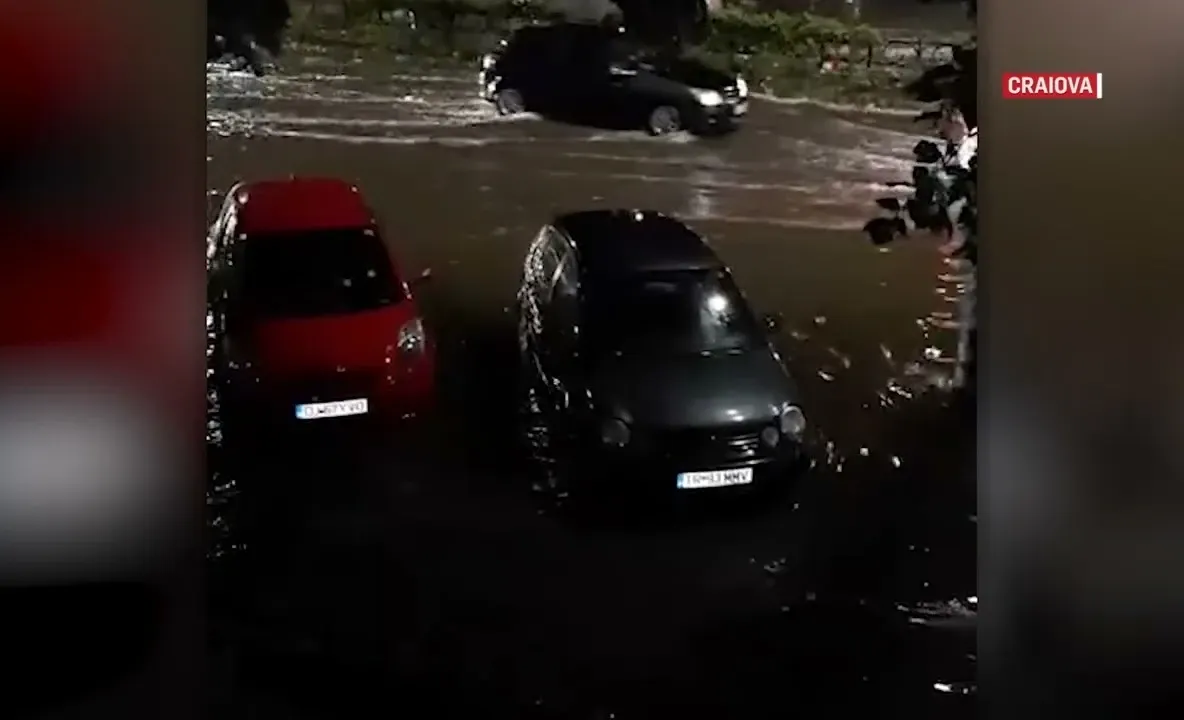 Grindina și furtuna au făcut prăpăd în Craiova