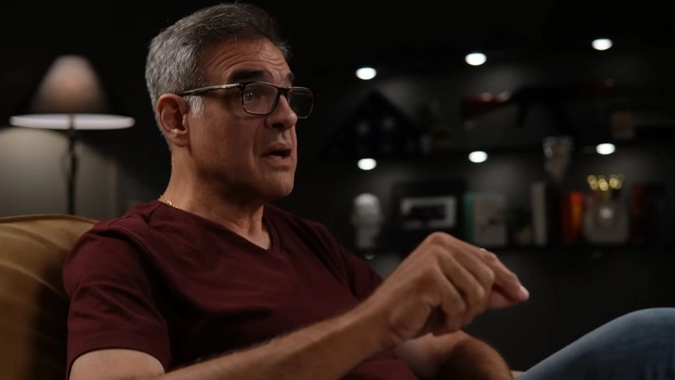 Fost agent CIA, dezvăluiri explozive despre România: Cum s-ar fi implicat în cumpărarea unei mine de argint