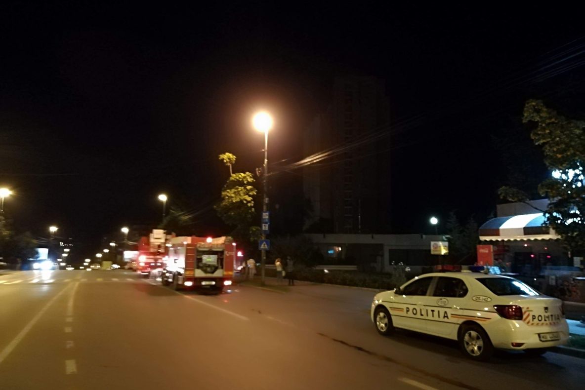 10 persoane evacuate la un hotel din Slatina crezând că mirosul de la deratizare este fum de incendiu - FOTO&amp;VIDEO