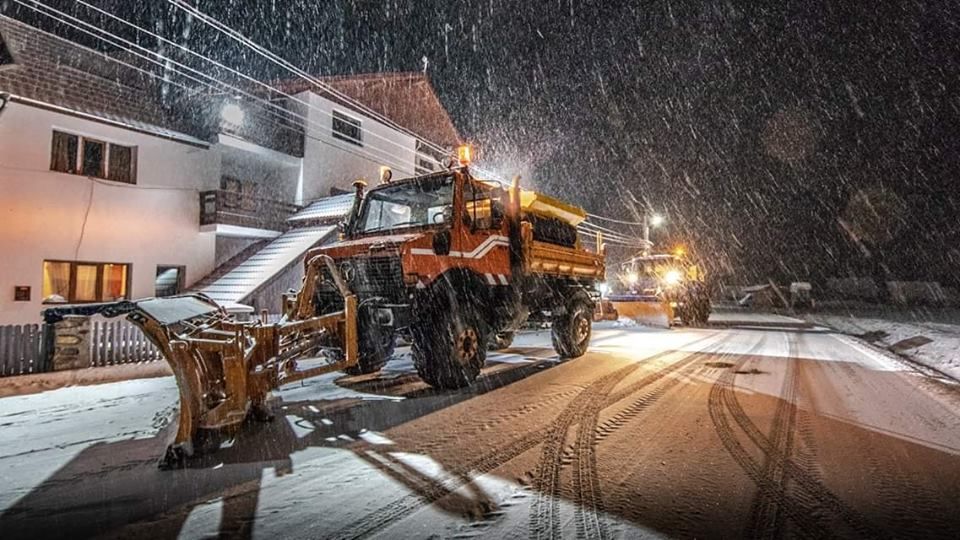 Drumuri naționale acoperite cu zăpadă, în județul Dolj. Se anunță ninsori, vânt puternic și vreme deosebit de rece