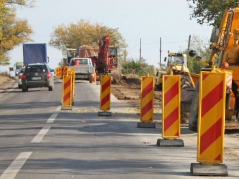 Se modernizează drumul de la Cârcea. Investiția are o valoare de peste 3,5 milioane de euro