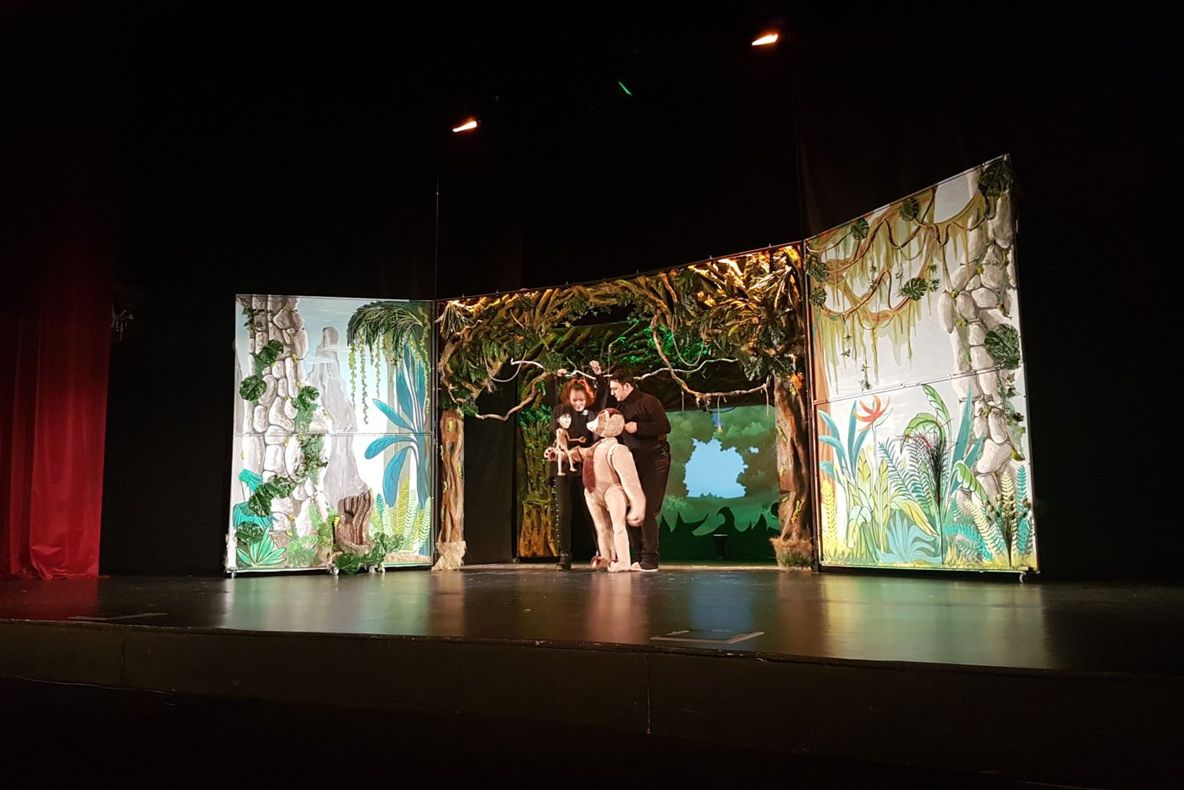 Teatrul „Colibri” din Craiova dă startul spectacolelor cu premiera  „Puiul de om din Cartea Junglei”