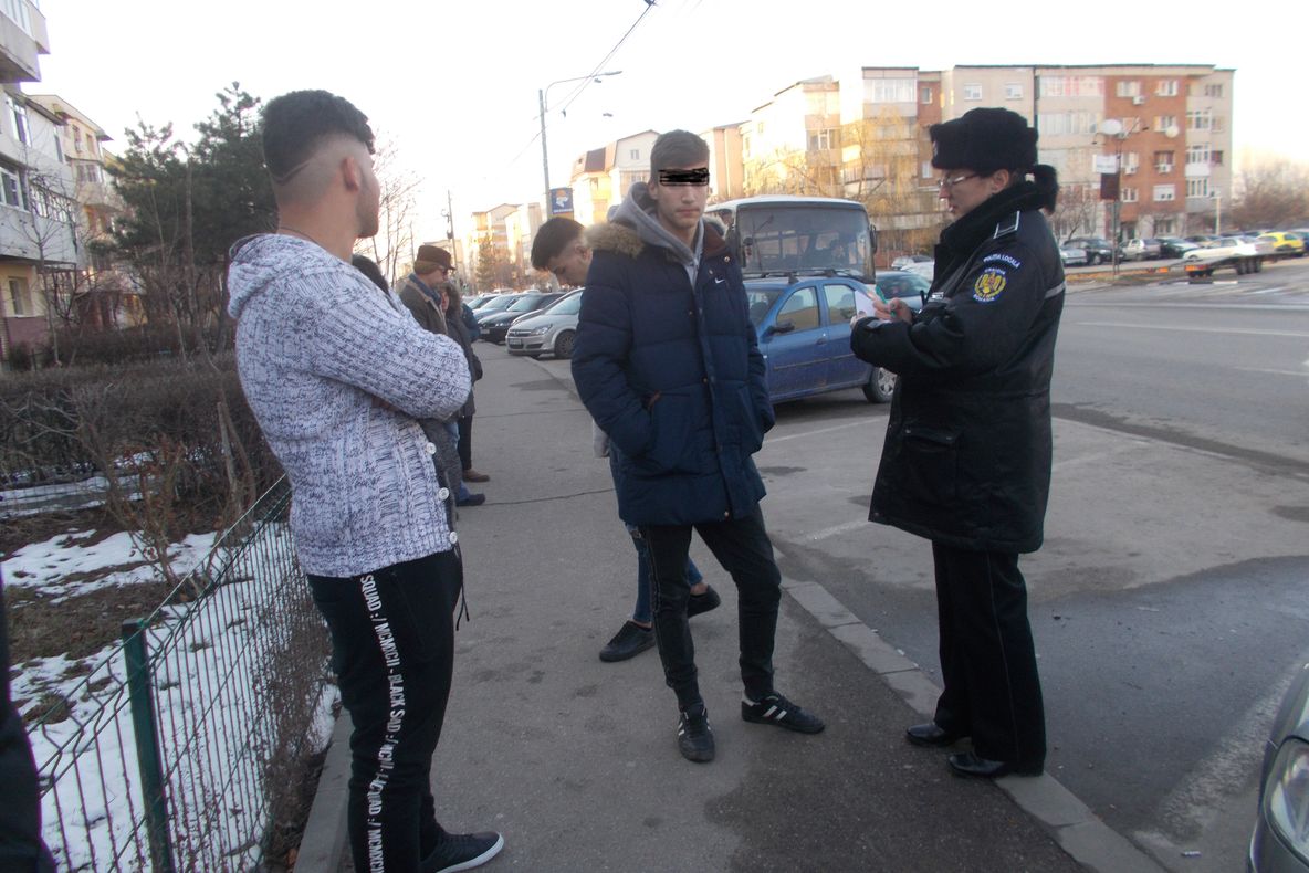 Zeci de craioveni prinși fără bilet în autobuzele RAT