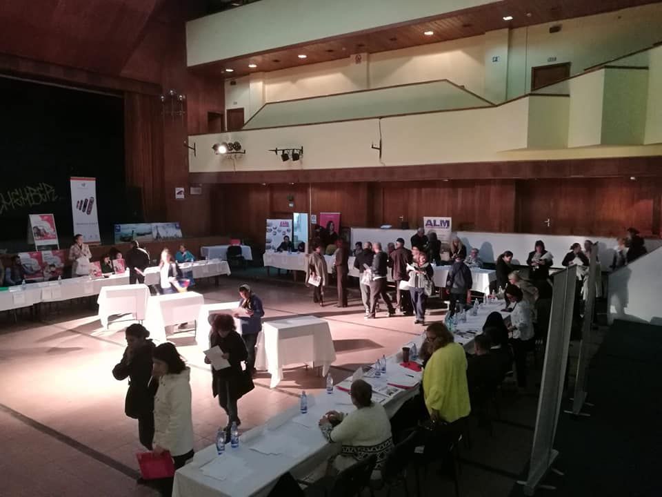 Peste o mie de locuri de muncă anunțate pentru Bursa organizată la Craiova