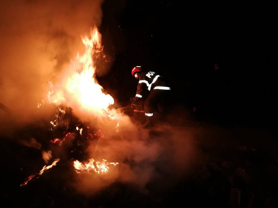 Nouă incendii de vegetație uscată într-o singură zi, în județul Dolj