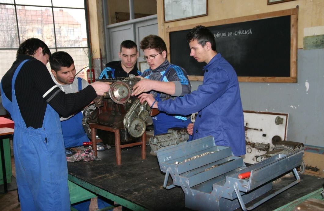 Școlile profesionale din Dolj, în competiție pentru titluri de excelență