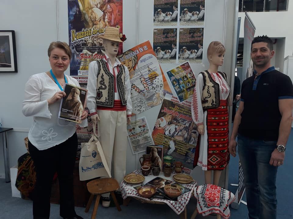 S-a deschis cel mai mare târg de turism din regiunea Olteniei. Zeci de expozanți și meșteri populari au ajuns la Craiova