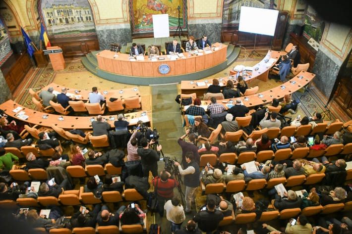 Bugetul Craiovei, în dezbatere publică