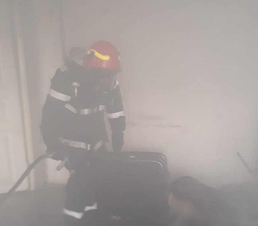 Încendiu într-o clădire din centrul Craiovei