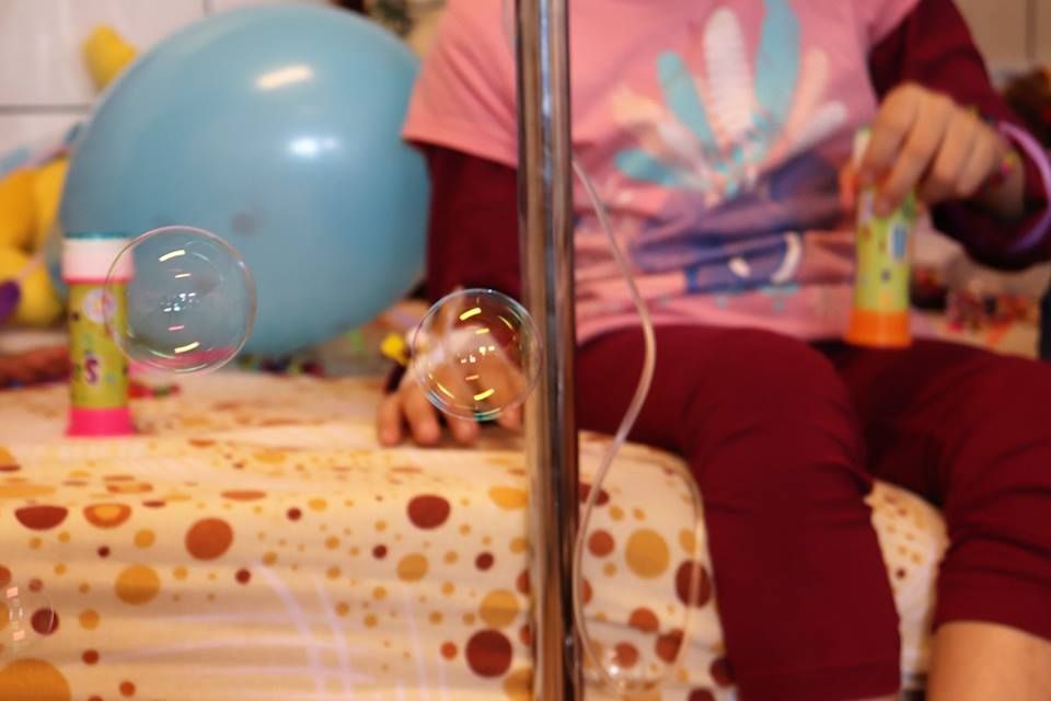 Se joacă fotbal, la Craiova, pentru copiii bolnavi de cancer. Oltenia are nevoie de o „Tabără a bucuriei”