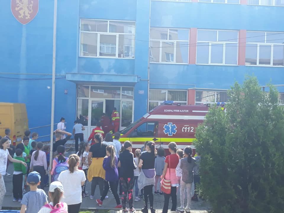 Judeţul Dolj, din nou sub COD GALBEN de vreme rea. Se aşteaptă ploi, vijelii şi grindină