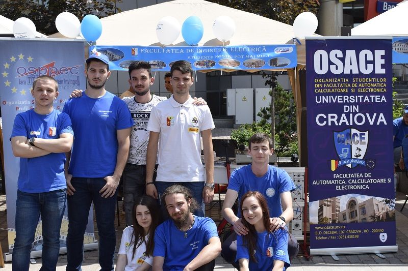 Din laboratoarele Universității din Craiova, în centrul municipiului. Studenții demontrează că „pot mai mult”