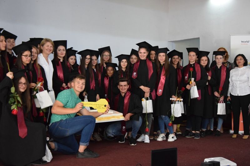 Final de liceu pentru o nouă generație de bursieri susținuți prin programul ,,Vreau în clasa a 9-a”