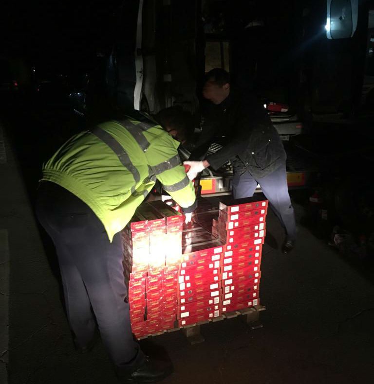 Tânărul din Daneți, prins cu țigări de contrabandă la Pielești, reținut de polițiști