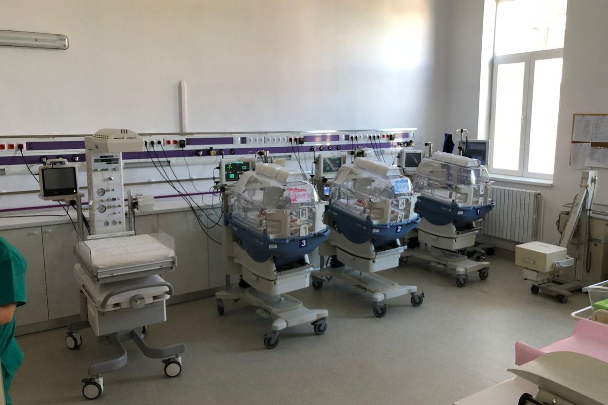 FOTO. Secția de Neonatologie a Spitalului Filantropia din Craiova, complet modificată. „Abia acum a ajuns la un nivel medical de care aveam nevoie”