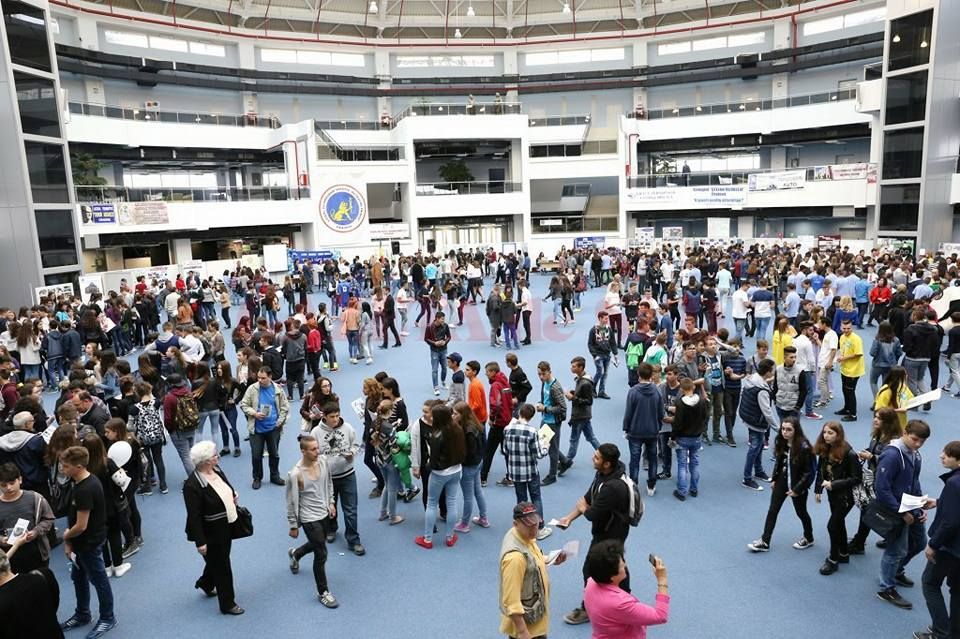 Târg al ofertelor educaționale pentru elevii de clasa a VIII-a din județul Dolj