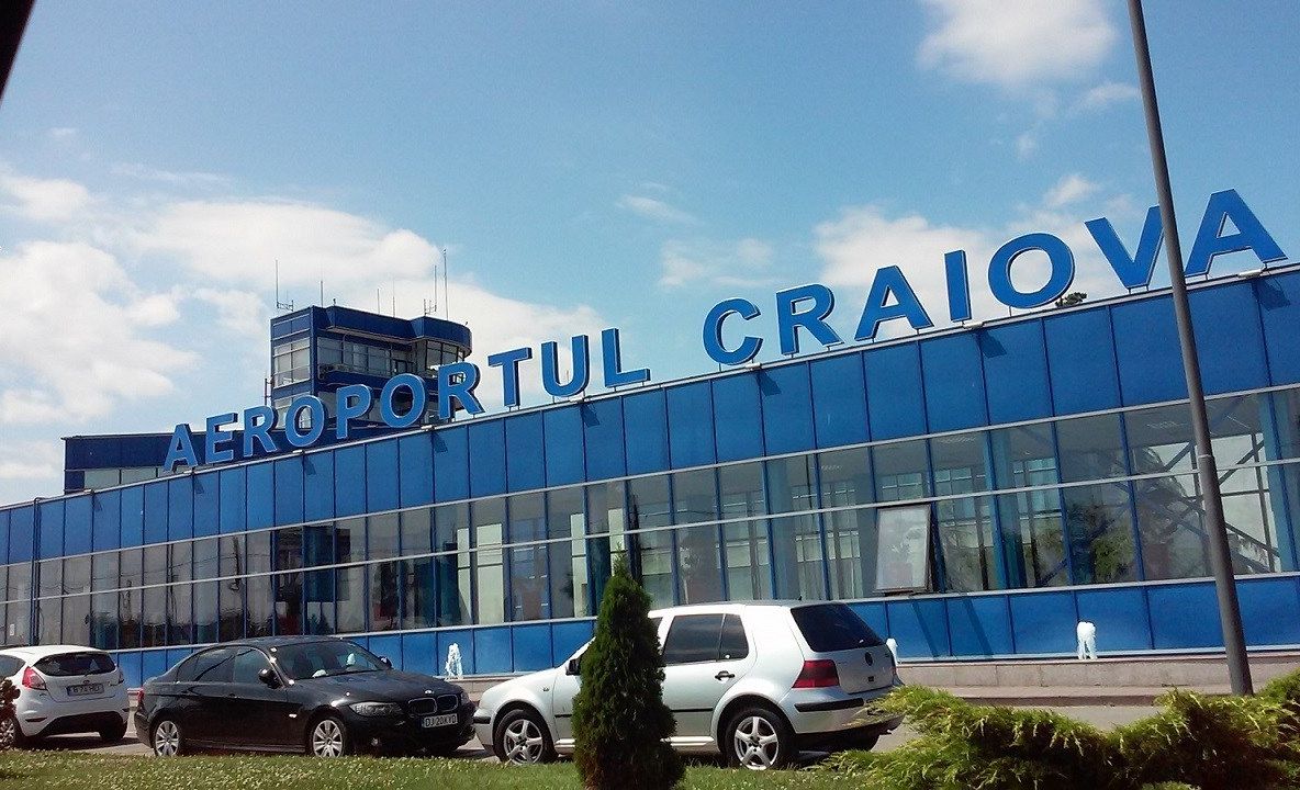 Aeroportul din Craiova, extins pe şapte hectare