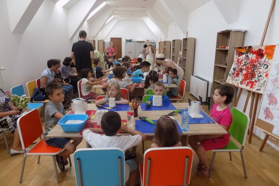 Ateliere de meșteșuguri tradiționale, la Muzeul Olteniei. Patru module gratuite