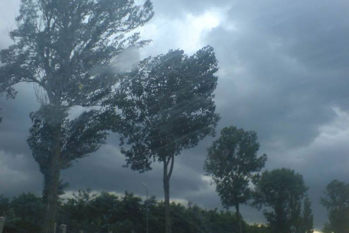 Vijelii și grindină în județul Dolj. A fost emis Cod Portocaliu