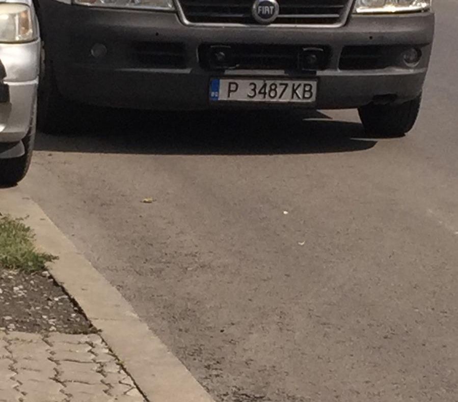 IMAGINEA ZILEI, în Craiova: Ambulanţă cu numere de Bulgaria